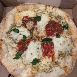 Margherita pizza
