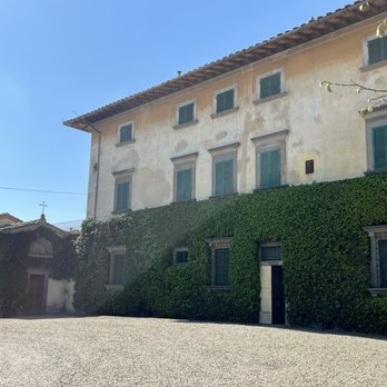 Montecchio - Winery grounds - Kitchen & Bath Near Me - Tavarnelle Val di Pesa, PO Montecchio - Winery grounds - Kitchen & Bath Near Me - Tavarnelle Val di Pesa, PO