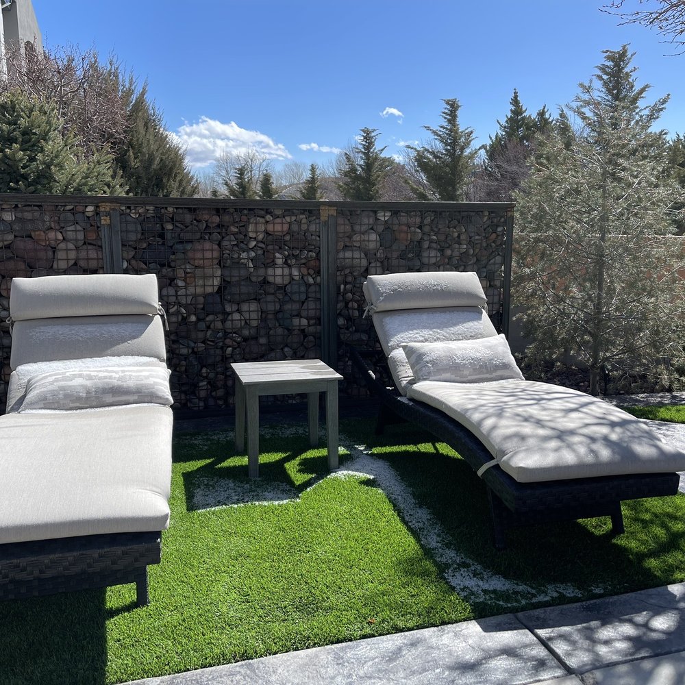 Hampton Inn Prescott - Lounge and partake the serene outdoors. - Hotels Near Me - Prescott, Arizona