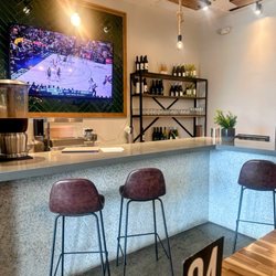Sessions West Coast Deli - Bar area
