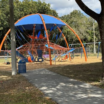 Riverside Park - Rope climbing structure - Parks Near Me - Coral Springs, Florida Riverside Park - Rope climbing structure - Parks Near Me - Coral Springs, Florida