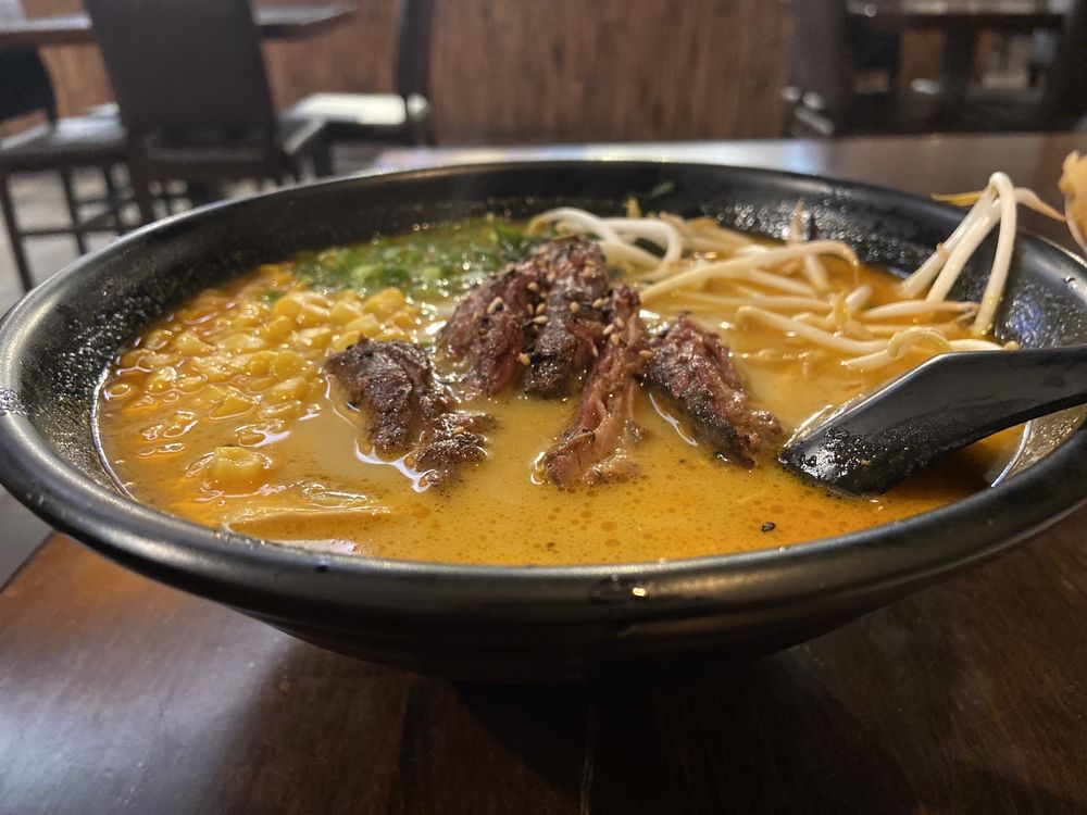 Food from Hawaii Poke & Ramen