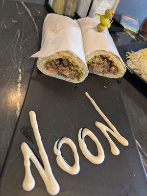 Noon Cafe by null