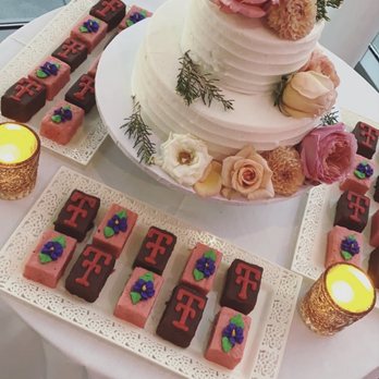 Moeller's Bakery - Bakeries Near Me - Houston, Texas