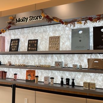 Molly Tea - Molly tea merch - Bubble Tea Near Me - Cupertino, California