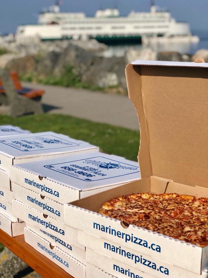 Mariner Pizza Logo