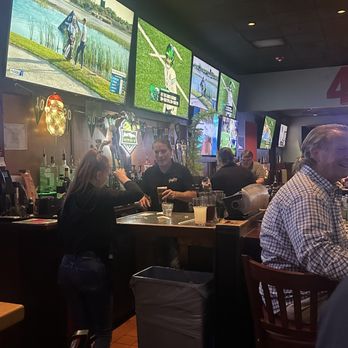 Glory Days Grill - bar with TVs - Sports Bars Near Me - Fort Myers, Florida Glory Days Grill - bar with TVs - Sports Bars Near Me - Fort Myers, Florida