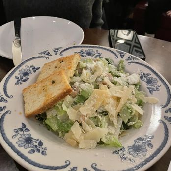Petterinos - Caesar salad - American Near Me - Chicago, Illinois