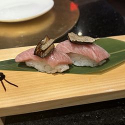 Sushi Yama - Specialty nigiri (fatty tuna)