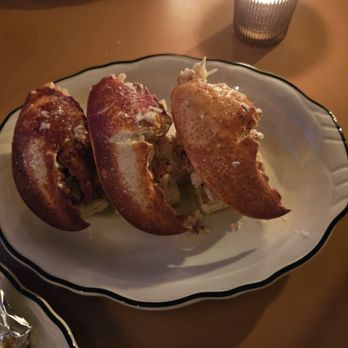 Picnic - Lobster claw toast - Seafood Near Me - Philadelphia, Pennsylvania Picnic - Lobster claw toast - Seafood Near Me - Philadelphia, Pennsylvania