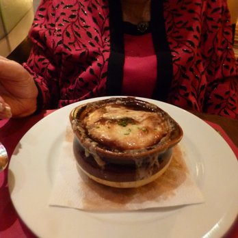 David Burke Prime - The french onion soup......again truly tasty and savory!!!!! - Steakhouses Near Me - Mashantucket, Connecticut David Burke Prime - The french onion soup......again truly tasty and savory!!!!! - Steakhouses Near Me - Mashantucket, Connecticut