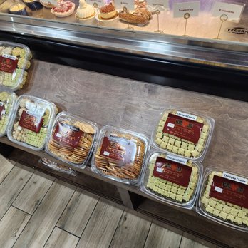 Baklovah Bakery - Desserts Near Me - San Antonio, Texas Baklovah Bakery - Desserts Near Me - San Antonio, Texas