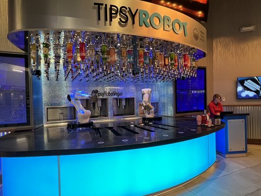 Tipsy Robot at Planet Hollywood by null