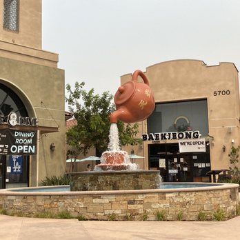 Soaring Teapot - Landmarks & Historical Buildings Near Me - Temple City, California