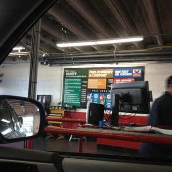 Valvoline Instant Oil Change - Oil Change Stations Near Me - Henrietta, New York Valvoline Instant Oil Change - Oil Change Stations Near Me - Henrietta, New York