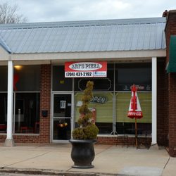 Ari's Pizza - Very good Pizza