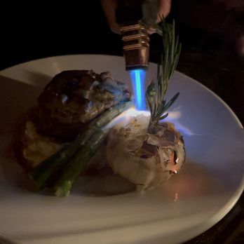 Gaslamp  - Steakhouses Near Me - Kailua, Hawaii