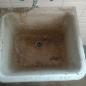 Bath & Kitchen Refinishing Solutions - Before - Refinishing Services Near Me - Glendale, Arizona