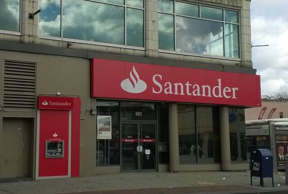 SANTANDER BANK Updated September 2024 961 Kings Hwy, Brooklyn, New