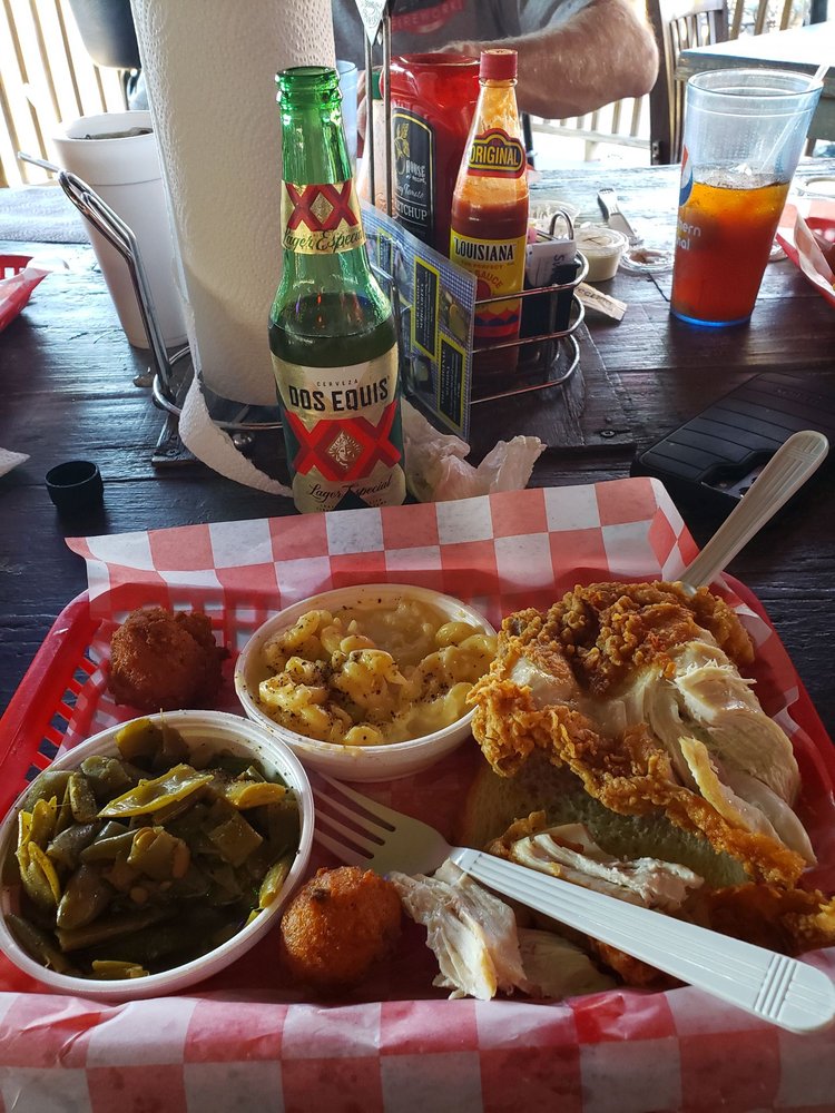 Social spots from Champy's