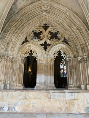 Batalha Monastery by null
