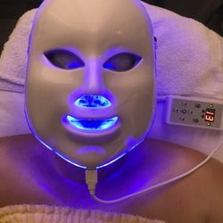 Skin Esthetics by Leslie Estevez - The light mask! She used the color blue to help with my acne!