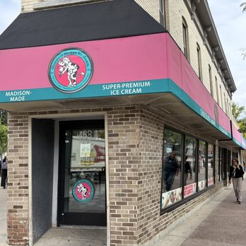 Chocolate Shoppe Ice Cream - Ice Cream & Frozen Yogurt Near Me - Madison, Wisconsin Chocolate Shoppe Ice Cream - Ice Cream & Frozen Yogurt Near Me - Madison, Wisconsin