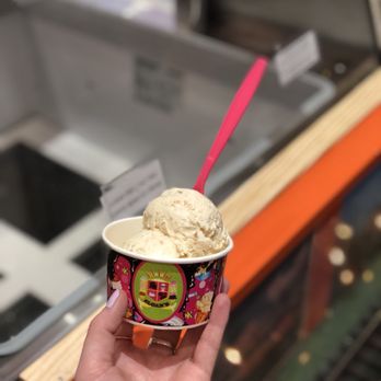 Sloan's - Mizner Park - Ice Cream & Frozen Yogurt Near Me - Boca Raton, Florida