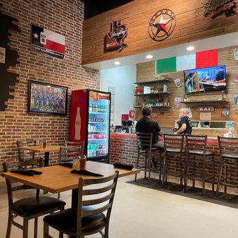 Roma TX Pizza Tavern - Bar Area. - Pizza Near Me - Allen, Texas Roma TX Pizza Tavern - Bar Area. - Pizza Near Me - Allen, Texas
