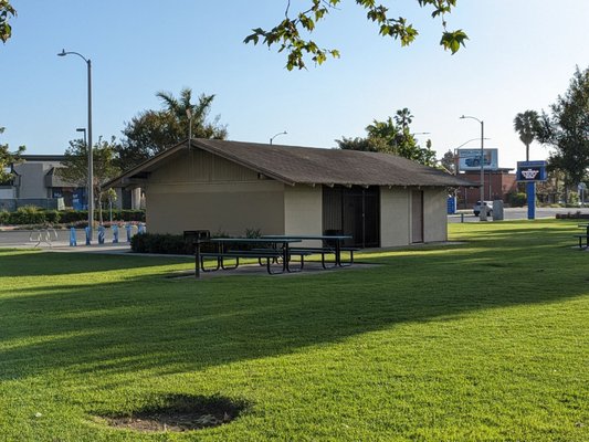 Artesia Park by null