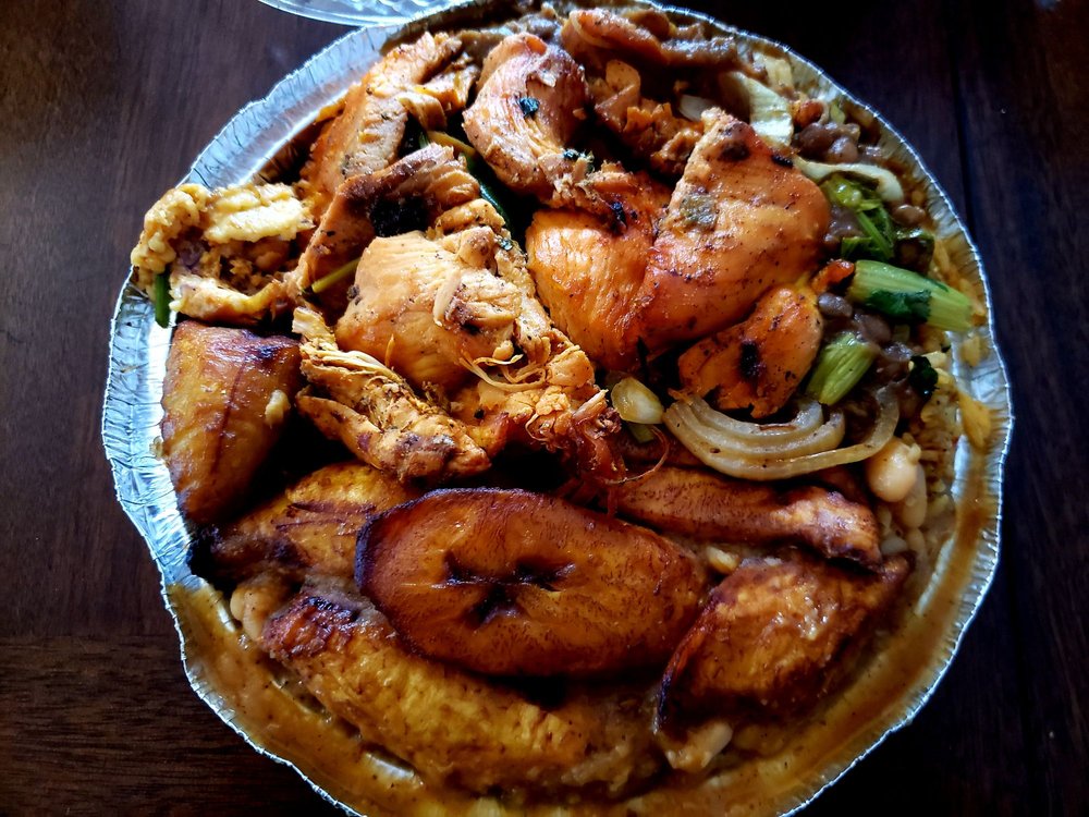 PAPI’S VARIETY STORE Updated October 2024 68 Lake Ave, Danbury