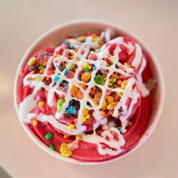 Cuppa Yo Frozen Yogurt EAST