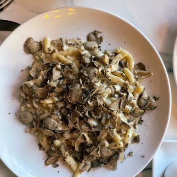 Oliver's Trattoria - Strozzapreti Alla Norcina E Tartufo Nero - Italian Near Me - Irvine, California