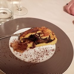 Trattoria Al Combattente - Torta con pere e cioccolato - a cake with chocolate and pears.