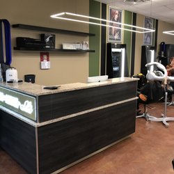 Louis & Annie Salon