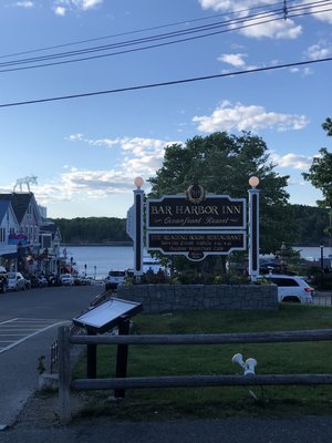 Balance Rock Inn by null