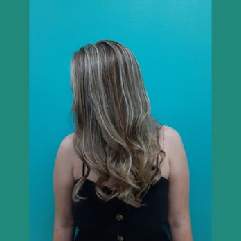 En Vogue Salon and Spa - Hair Salons Near Me - Riverside, California En Vogue Salon and Spa - Hair Salons Near Me - Riverside, California