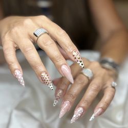 Polish Avenue Mani Pedi