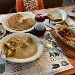Grandbelly's Country Cafe