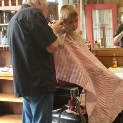 J L's Barber Shop
