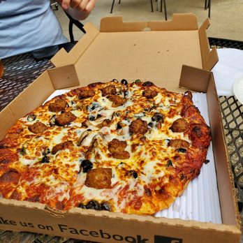 Butchertown Brewing - Danny Macs pizza it was really good! - Brewpubs Near Me - Louisville, Kentucky