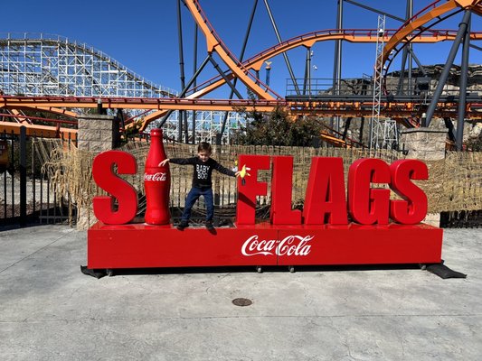 Six Flags America by null