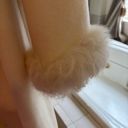 Sunshine Dry Clean - Matted fur on sleeve