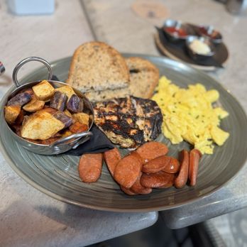 GRANVILLE - New American Near Me - Burbank, California