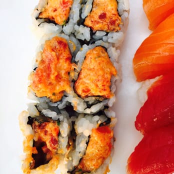Asiana Cafe - Another close look to the spicy tuna roll. - Asian Fusion Near Me - Greenwich, Connecticut