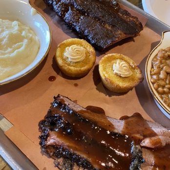 Taino Smokehouse - Barbeque Near Me - Middletown, Connecticut Taino Smokehouse - Barbeque Near Me - Middletown, Connecticut