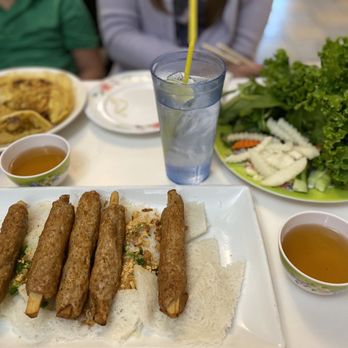 Kien Giang - Nam Nuonf and Shrimp Paste wrap. - Vietnamese Near Me - Nashville, Tennessee