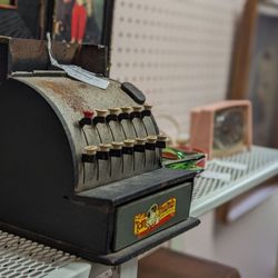 Chelsea Antiques and Collectibles Mall
