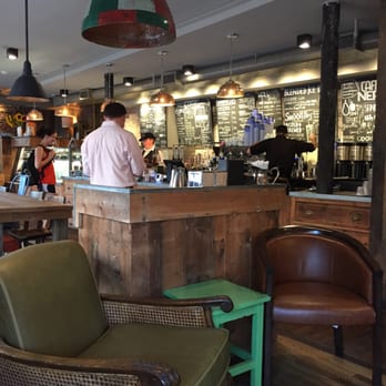 Caffè Nero - Cute setting! - Coffee & Tea Near Me - Boston, Massachusetts