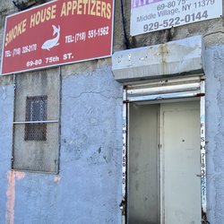 Smoke House Appetizers - Small shop in a warehouse district